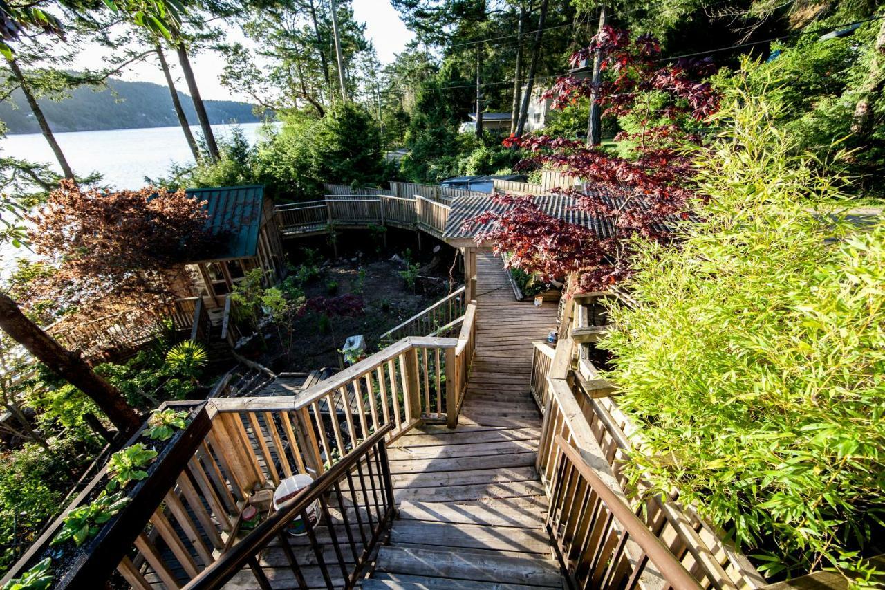 Shangrila Waterfront Vacation Home Bedwell Harbour Exterior foto